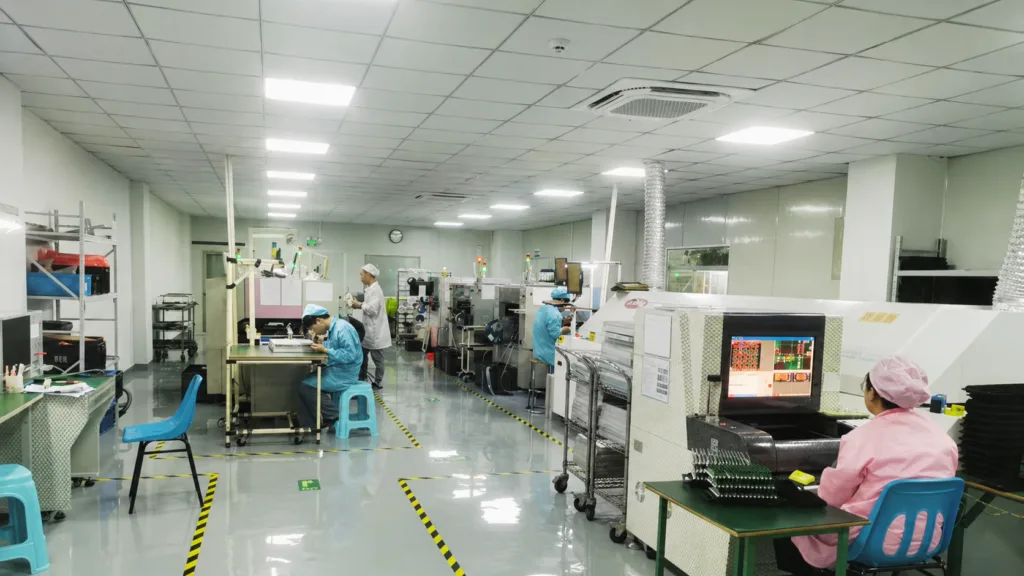 Quick turn PCB manufacturing cleanroom with automated assembly machines and engineering support